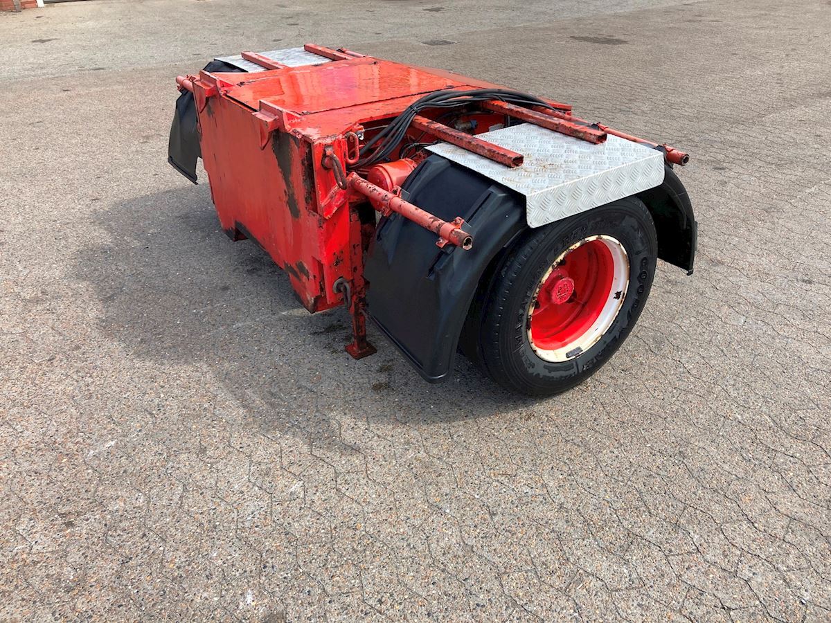 Doll  - Remorque: photos 1 Doll  - Remorque: photos 1