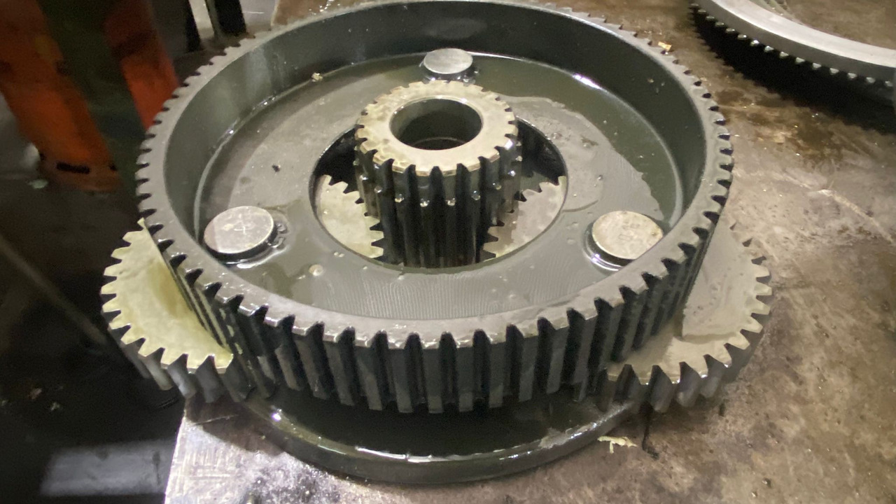 MANDO FINAL FAT450/044 LIEBHERR R954B - Moteur de translation pour Engins de chantier: photos 4 MANDO FINAL FAT450/044 LIEBHERR R954B - Moteur de translation pour Engins de chantier: photos 4