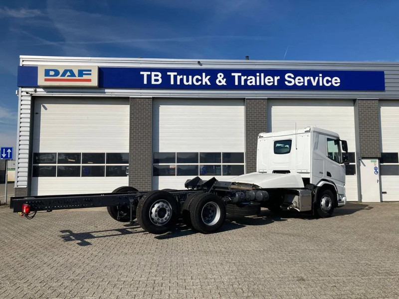 DAF XD 450 FAN CHASSIS SLEEPER CAB PTO STEERING LIFTAXLE 505WB - NEW - Châssis cabine: photos 3 DAF XD 450 FAN CHASSIS SLEEPER CAB PTO STEERING LIFTAXLE 505WB - NEW - Châssis cabine: photos 3