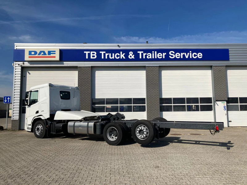 DAF XD 450 FAN CHASSIS SLEEPER CAB PTO STEERING LIFTAXLE 505WB - NEW - Châssis cabine: photos 2 DAF XD 450 FAN CHASSIS SLEEPER CAB PTO STEERING LIFTAXLE 505WB - NEW - Châssis cabine: photos 2