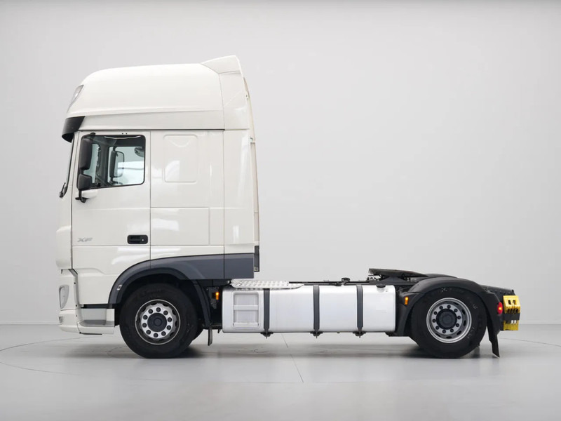 DAF XF 480 FT Super Space Cab, 2x Tanks - Tracteur routier: photos 3 DAF XF 480 FT Super Space Cab, 2x Tanks - Tracteur routier: photos 3