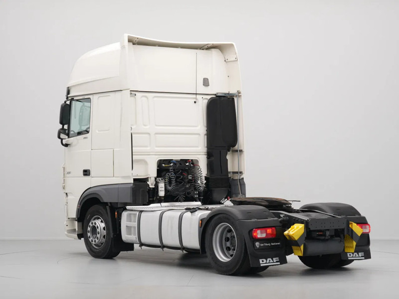 DAF XF 480 FT Super Space Cab, 2x Tanks, PTO Prep - Tracteur routier: photos 3 DAF XF 480 FT Super Space Cab, 2x Tanks, PTO Prep - Tracteur routier: photos 3