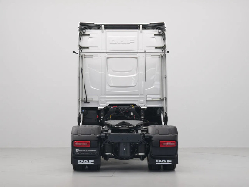 Tracteur routier neuf DAF XG 480 FT DVS LEATHER PTO-PREP B3-ALARM SILVER METALLIC (J5320MESI) VECTO 2: photos 9 Tracteur routier neuf DAF XG 480 FT DVS LEATHER PTO-PREP B3-ALARM SILVER METALLIC (J5320MESI) VECTO 2: photos 9
