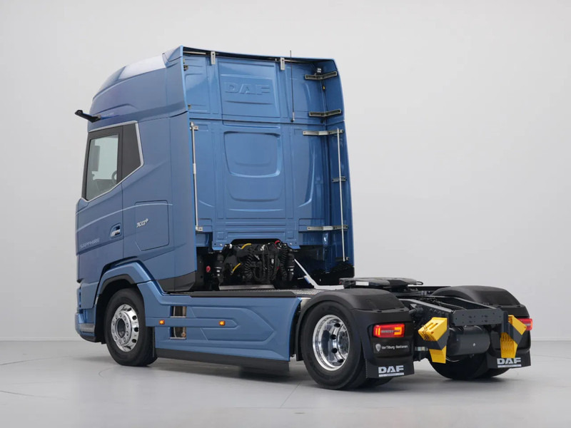 DAF XG+ 480 FT SAPPHIRE LIMITED EDITION 14/100! - Tracteur routier: photos 3 DAF XG+ 480 FT SAPPHIRE LIMITED EDITION 14/100! - Tracteur routier: photos 3