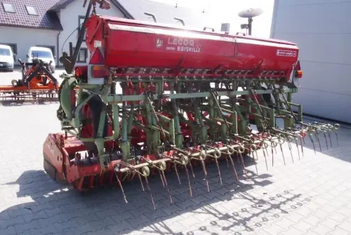 Agregat uprawowo-siewny Kuhn HRB 301 2000 brona aktywna wirująca KUHN NODET - Combiné de semis: photos 3 Agregat uprawowo-siewny Kuhn HRB 301 2000 brona aktywna wirująca KUHN NODET - Combiné de semis: photos 3