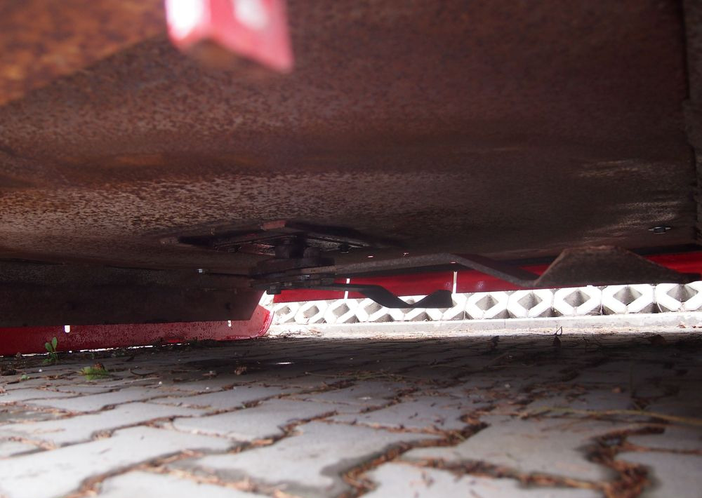 Kosiarka Kuhn 2005 - Broyeur à axe horizontal: photos 3 Kosiarka Kuhn 2005 - Broyeur à axe horizontal: photos 3