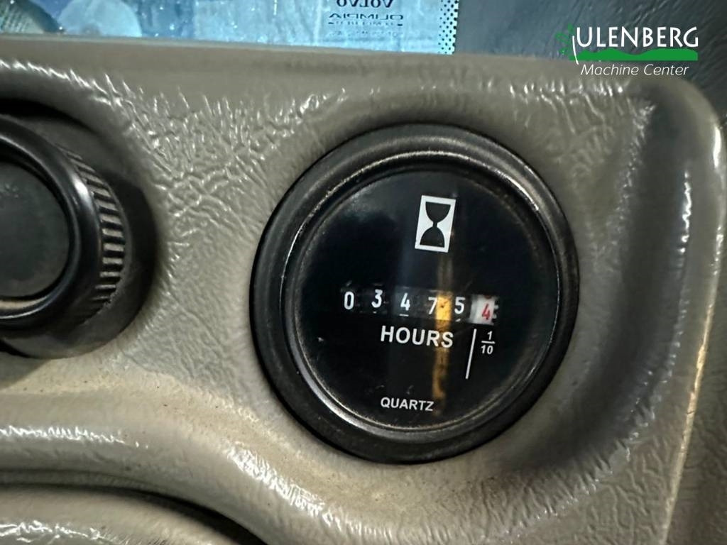 Volvo L 120 F - Chargeuse sur pneus: photos 5 Volvo L 120 F - Chargeuse sur pneus: photos 5