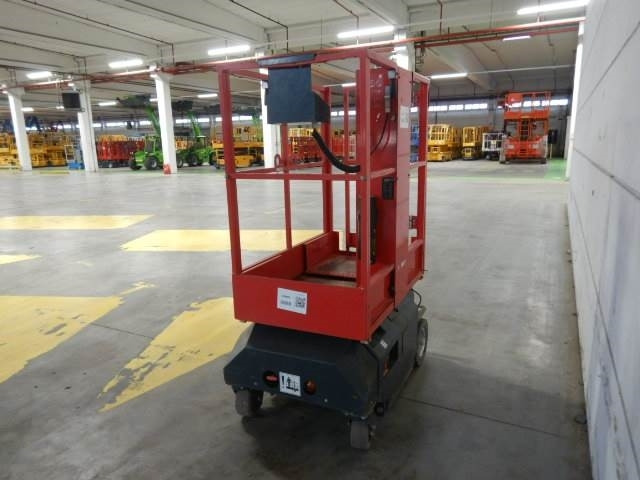 Bravi Lui Mini HD - Nacelle à mât vertical: photos 3 Bravi Lui Mini HD - Nacelle à mât vertical: photos 3