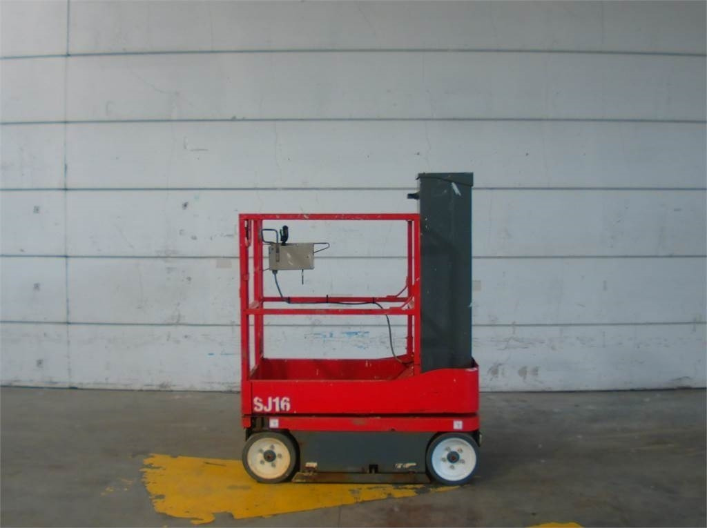 SkyJack SJ16 - Nacelle à mât vertical: photos 1 SkyJack SJ16 - Nacelle à mât vertical: photos 1