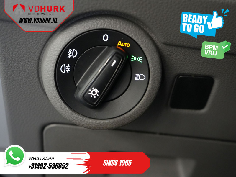 Fourgonnette Volkswagen Transporter 2.0 TDI 150 pk DSG Aut. BPM VRIJ! READY2GO LED/ Adapt.Cruise/ 2.5t Trekverm./ Standkachel/ Stoelverw./ CarPlay/ Camera/ Trekhaak: photos 18