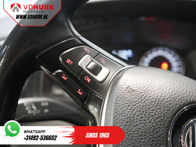 Fourgonnette Volkswagen Transporter 2.0 TDI 150 pk DSG Aut. L2 BPM VRIJ! Carplay/ 2.5t Trekverm./ LMV/ Cruise/ Navi/ Trekhaak: photos 18