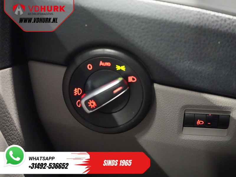 Fourgonnette Volkswagen Transporter 2.0 TDI 150 pk DSG Aut. L2 BPM VRIJ! Carplay/ 2.5t Trekverm./ LMV/ Cruise/ Navi/ Trekhaak: photos 17