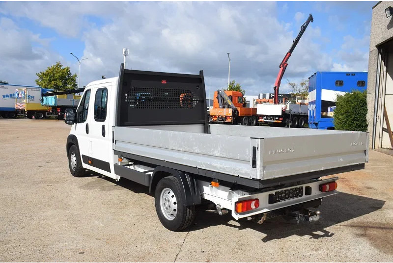 Peugeot Boxer 2.0 L -130 pk -L4 - Utilitaire plateau, Utilitaire double cabine: photos 5 Peugeot Boxer 2.0 L -130 pk -L4 - Utilitaire plateau, Utilitaire double cabine: photos 5