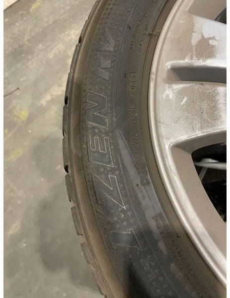 Kumho Kumho banden met Mercedes velgen 255/50 R19 107V - Pneus et jantes pour Voiture: photos 3 Kumho Kumho banden met Mercedes velgen 255/50 R19 107V - Pneus et jantes pour Voiture: photos 3