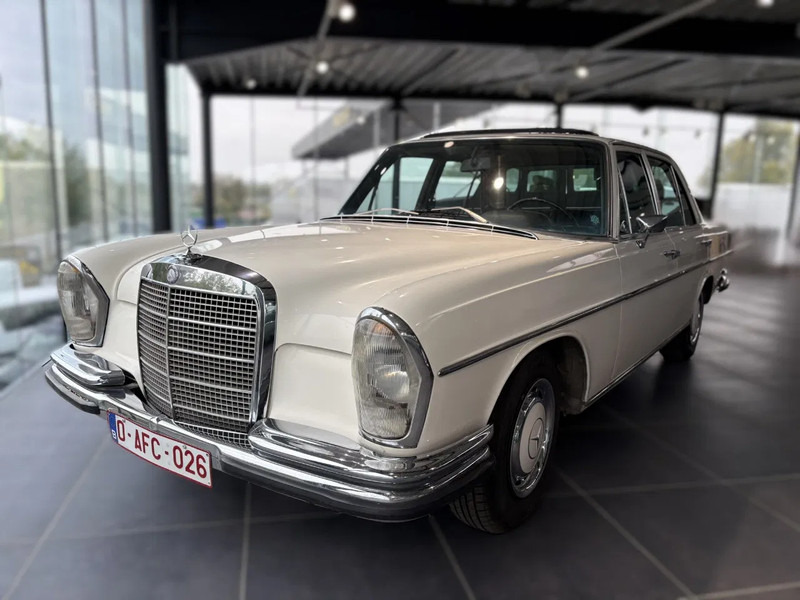 Mercedes-Benz 280SE *OldTimer*Automaat*LerenZetels*Schuifdak* - Voiture: photos 1 Mercedes-Benz 280SE *OldTimer*Automaat*LerenZetels*Schuifdak* - Voiture: photos 1