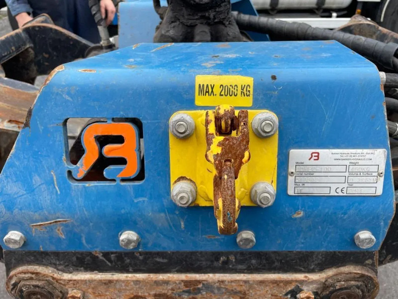 Camion benne, Camion grue Mercedes-Benz Arocs 3342 *6x6*meegestuurd as*2zijdige kipper*Airco*Bluetooth: photos 11 Camion benne, Camion grue Mercedes-Benz Arocs 3342 *6x6*meegestuurd as*2zijdige kipper*Airco*Bluetooth: photos 11