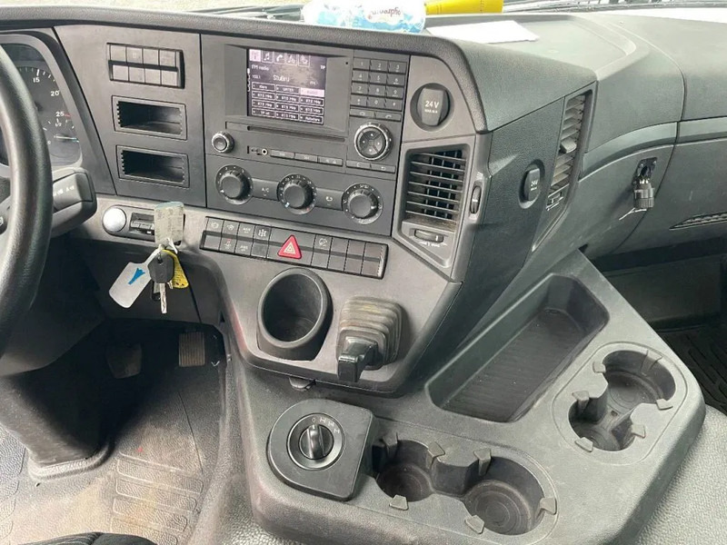 Camion benne, Camion grue Mercedes-Benz Arocs 3342 *6x6*meegestuurd as*2zijdige kipper*Airco*Bluetooth: photos 6 Camion benne, Camion grue Mercedes-Benz Arocs 3342 *6x6*meegestuurd as*2zijdige kipper*Airco*Bluetooth: photos 6