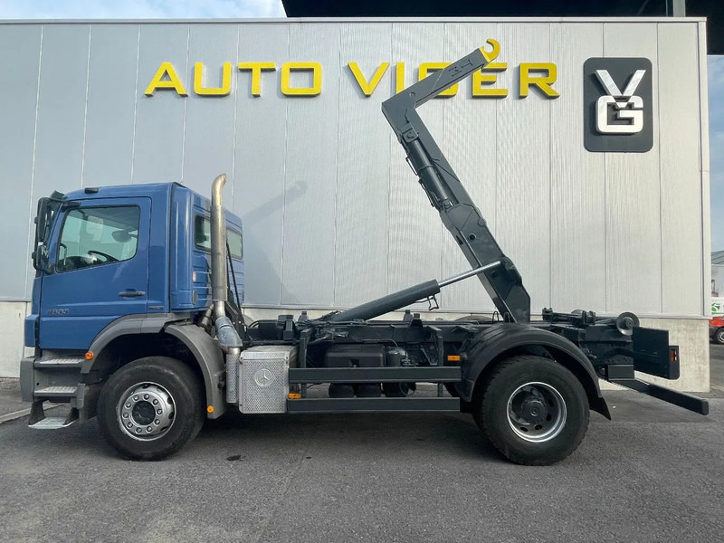 Mercedes-Benz Axor 1833 *cruise control*bluetooth*airconditioning*differentieelslot - Camion ampliroll: photos 1 Mercedes-Benz Axor 1833 *cruise control*bluetooth*airconditioning*differentieelslot - Camion ampliroll: photos 1