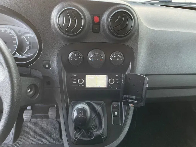 Mercedes-Benz Citan 109 CDI *Navigatie*Airco*Buitenspiegels verwarmd&elektr. verstelbaar - Fourgonnette: photos 5 Mercedes-Benz Citan 109 CDI *Navigatie*Airco*Buitenspiegels verwarmd&elektr. verstelbaar - Fourgonnette: photos 5