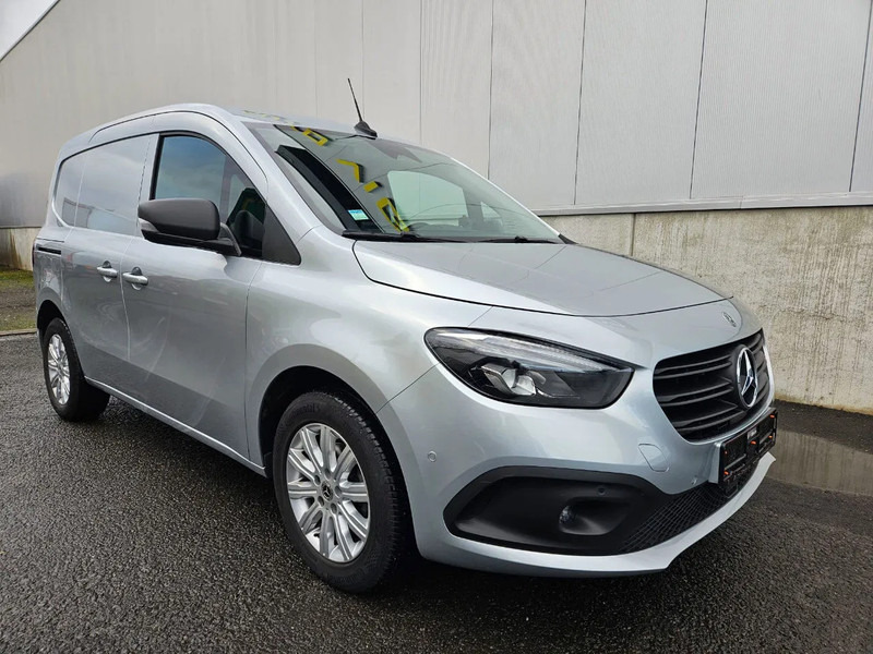 Mercedes-Benz Citan 112CDI*Dubbele schuifdeur*Achteruitrijcamera*Stoelverwarming - Fourgonnette: photos 1 Mercedes-Benz Citan 112CDI*Dubbele schuifdeur*Achteruitrijcamera*Stoelverwarming - Fourgonnette: photos 1