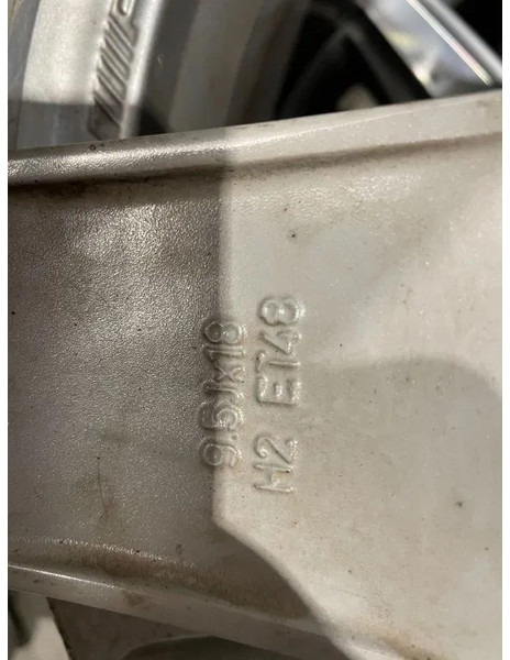 Mercedes-Benz *Occasie *3 velgen AMG* 18 inch - Jante pour Voiture: photos 4 Mercedes-Benz *Occasie *3 velgen AMG* 18 inch - Jante pour Voiture: photos 4