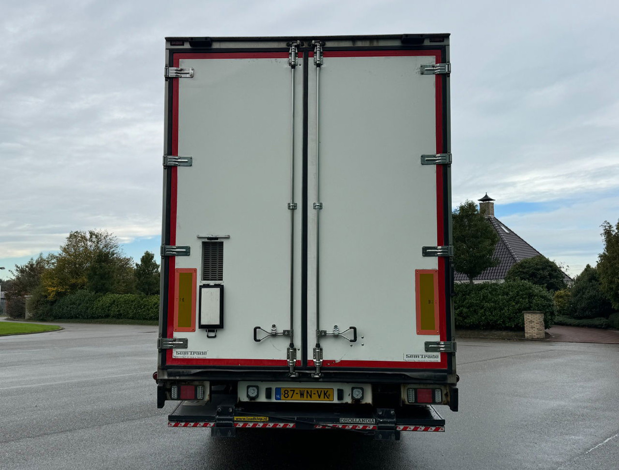 DRACO MZS 218 Wipkar 750 x 250 x 290 CM Inside Tail Lift 2021 TRS Iceland TOP Condition NL Trailertrailer - Remorque fourgon: photos 4 DRACO MZS 218 Wipkar 750 x 250 x 290 CM Inside Tail Lift 2021 TRS Iceland TOP Condition NL Trailertrailer - Remorque fourgon: photos 4