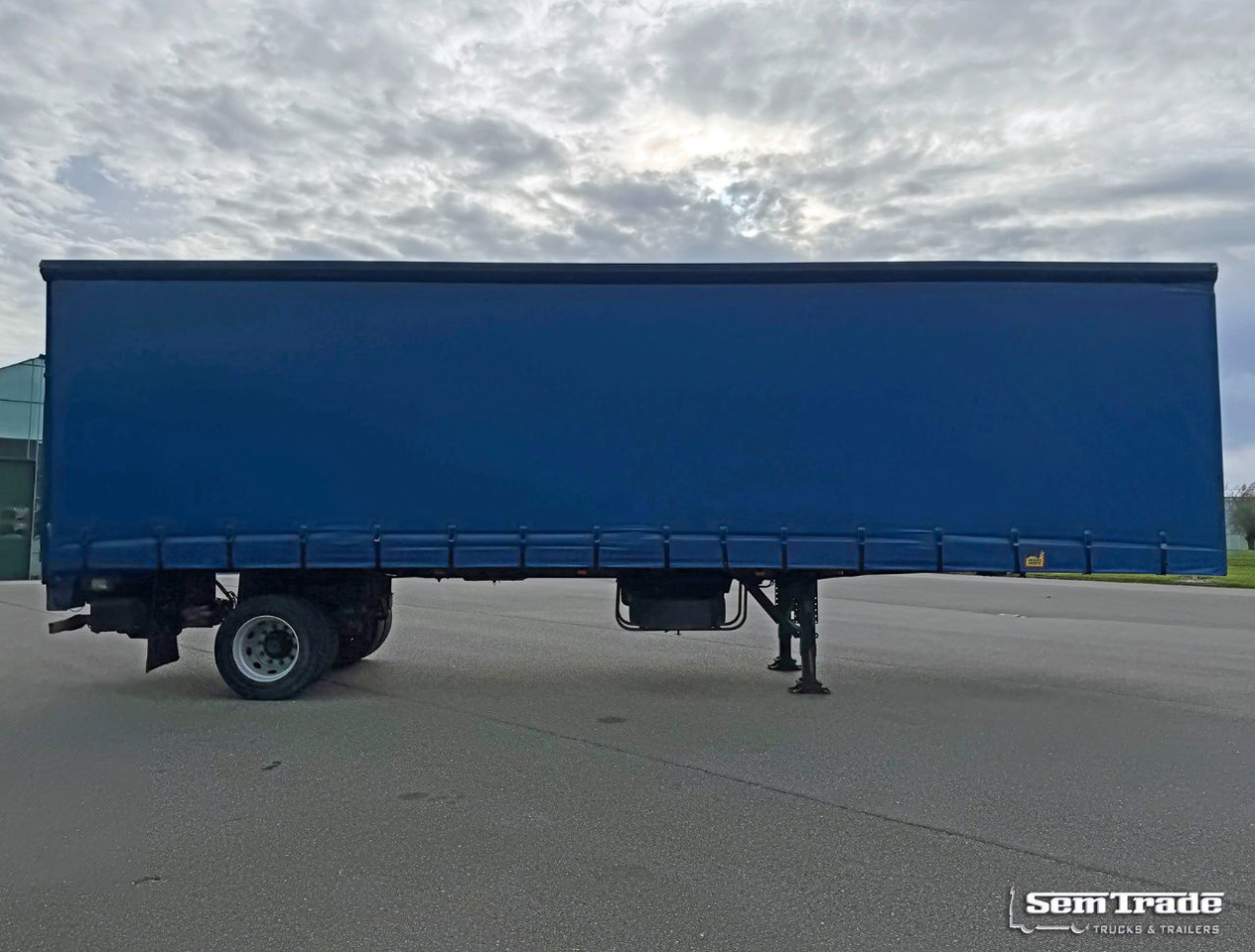 Floor FL0-12-102 City Trailer Tail Lift Good Condition Holland-Trailer - Semi-remorque rideaux coulissants: photos 5 Floor FL0-12-102 City Trailer Tail Lift Good Condition Holland-Trailer - Semi-remorque rideaux coulissants: photos 5