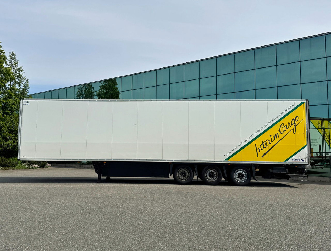 Schmitz Cargobull SCBS3B 275 CM High 250 Wide Tail Lift Carrier Vector 1550 Dopp - Semi-remorque frigorifique: photos 2 Schmitz Cargobull SCBS3B 275 CM High 250 Wide Tail Lift Carrier Vector 1550 Dopp - Semi-remorque frigorifique: photos 2