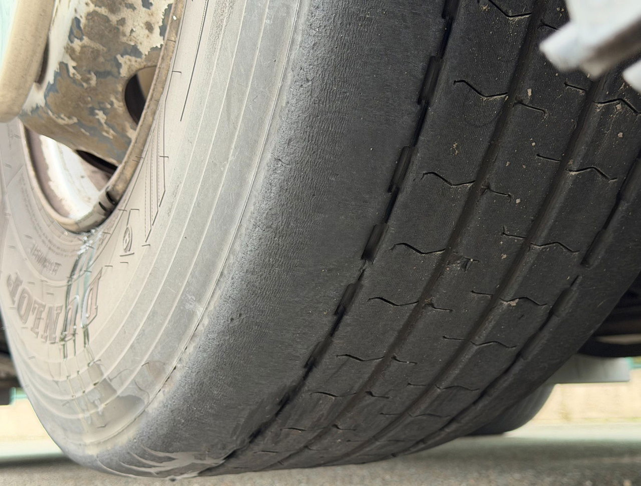 Tracteur routier Mercedes-Benz Actros 2542 Euro 6 Full Spoiler 886.000 KM Holland-Truck: photos 23 Tracteur routier Mercedes-Benz Actros 2542 Euro 6 Full Spoiler 886.000 KM Holland-Truck: photos 23