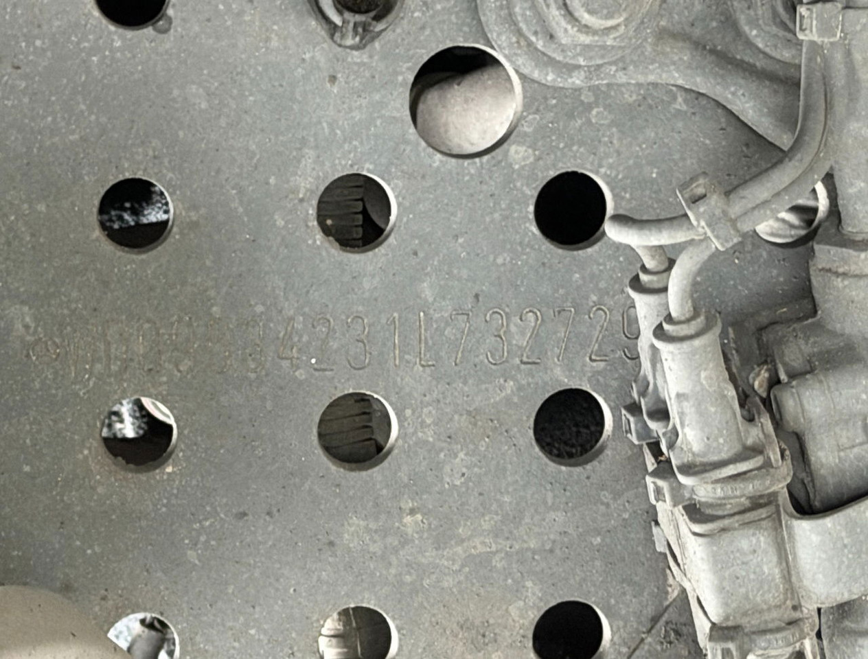 Tracteur routier Mercedes-Benz Actros 2542 Euro 6 Full Spoiler 886.000 KM Holland-Truck: photos 17 Tracteur routier Mercedes-Benz Actros 2542 Euro 6 Full Spoiler 886.000 KM Holland-Truck: photos 17