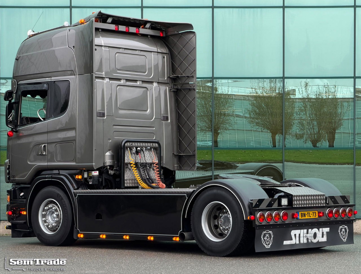 Scania R164-480 V8 King Retarder Manual Gearbox Showtruck Completely Rebuild Unique Condition - Tracteur routier: photos 3 Scania R164-480 V8 King Retarder Manual Gearbox Showtruck Completely Rebuild Unique Condition - Tracteur routier: photos 3