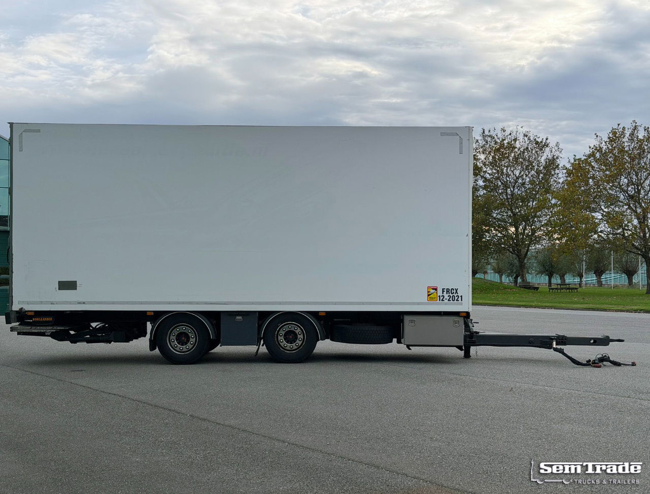 Van Weel VW 18000 VW EBO Isolated BOX TRS Cooling Tail Lift NL-Trailer - Remorque isothermique: photos 5 Van Weel VW 18000 VW EBO Isolated BOX TRS Cooling Tail Lift NL-Trailer - Remorque isothermique: photos 5