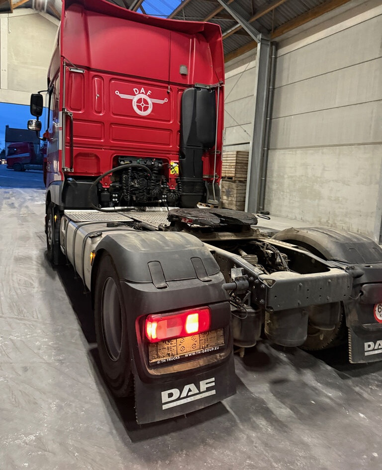 DAF DAF XF 480 SSC - Tracteur routier: photos 5 DAF DAF XF 480 SSC - Tracteur routier: photos 5