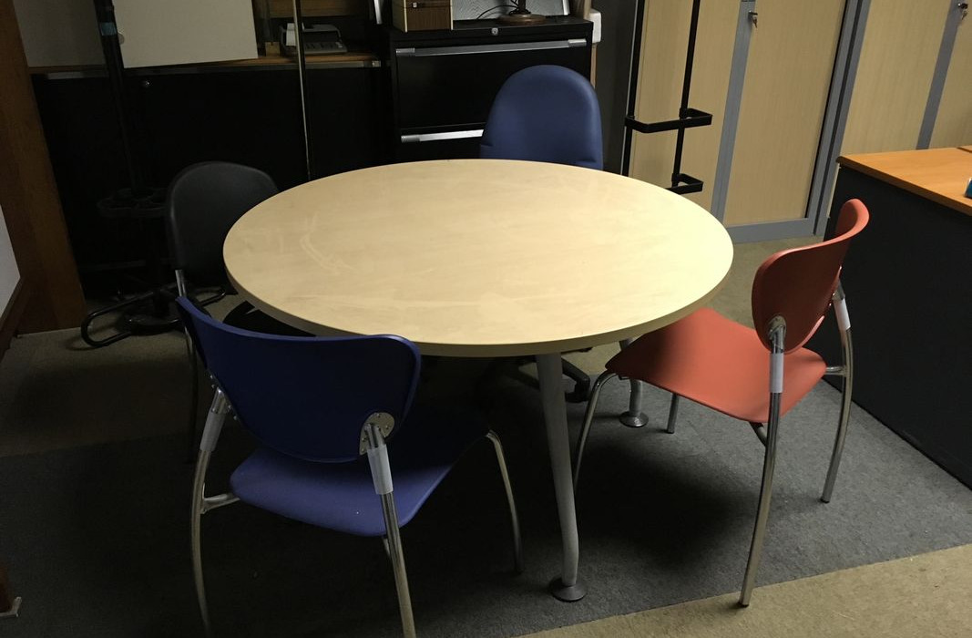 Mobilier de bureau Occasion et Neuf - Outil/ Équipement: photos 4 Mobilier de bureau Occasion et Neuf - Outil/ Équipement: photos 4