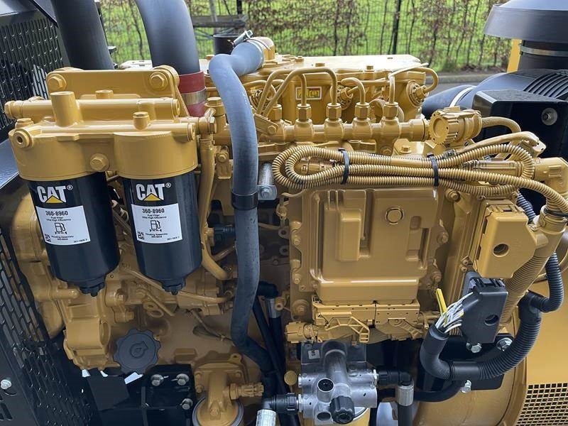 Groupe électrogène Cat DE 110 E 3 (24 units available): photos 12 Groupe électrogène Cat DE 110 E 3 (24 units available): photos 12