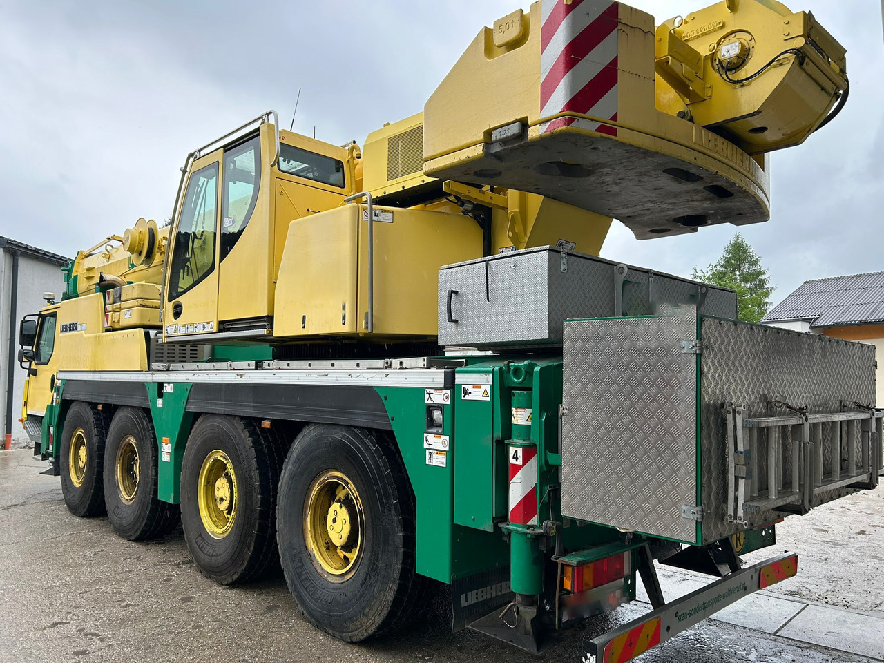 LIEBHERR LTM 1070-4.2 - Grue mobile: photos 3 LIEBHERR LTM 1070-4.2 - Grue mobile: photos 3