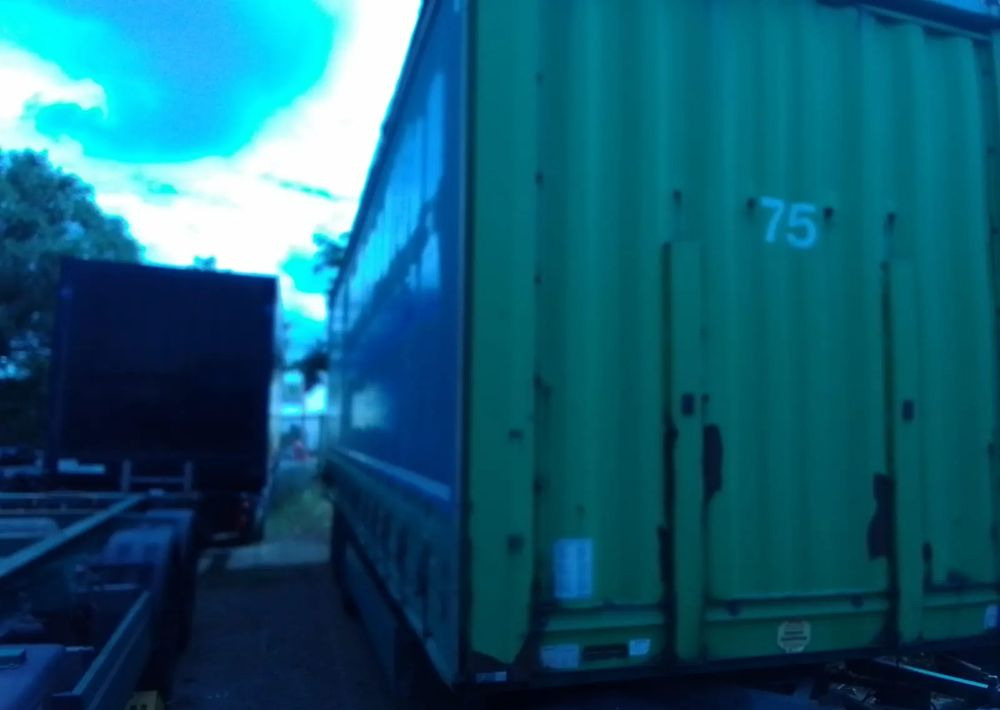 Krone Przyczepa 3 osie Firanka - Remorque rideaux coulissants: photos 4 Krone Przyczepa 3 osie Firanka - Remorque rideaux coulissants: photos 4