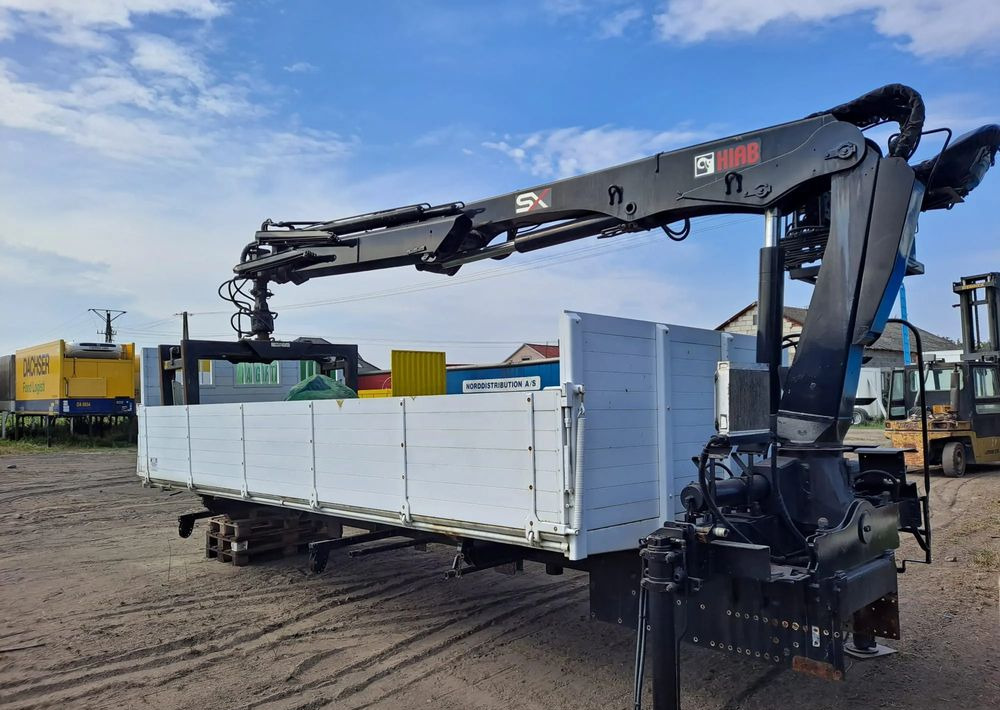 Mercedes-Benz Urządzenie dźwigowe HIAB XS122 - Camion benne: photos 2 Mercedes-Benz Urządzenie dźwigowe HIAB XS122 - Camion benne: photos 2