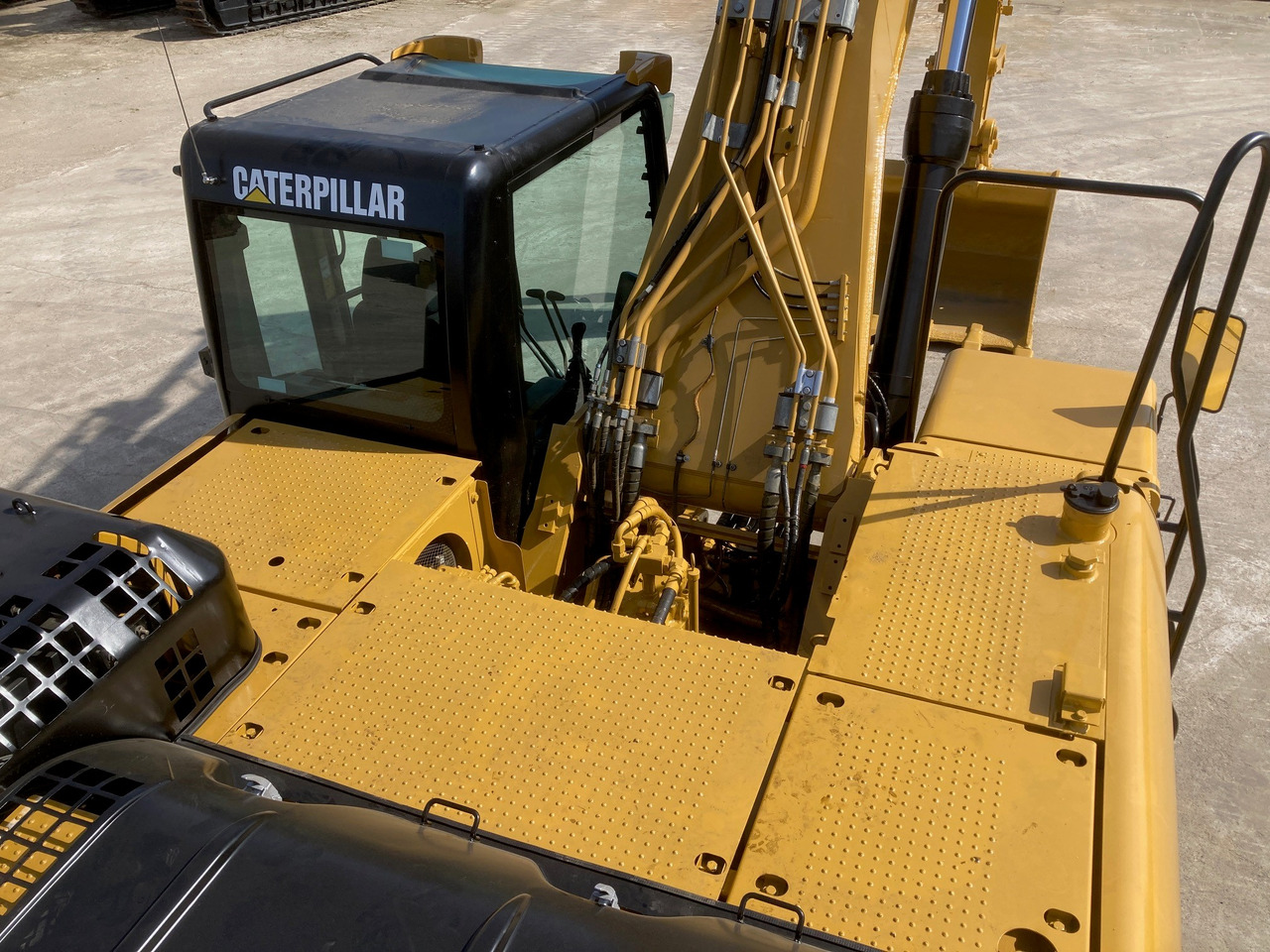 Pelle sur chenille caterpillar 330DL: photos 8 Pelle sur chenille caterpillar 330DL: photos 8