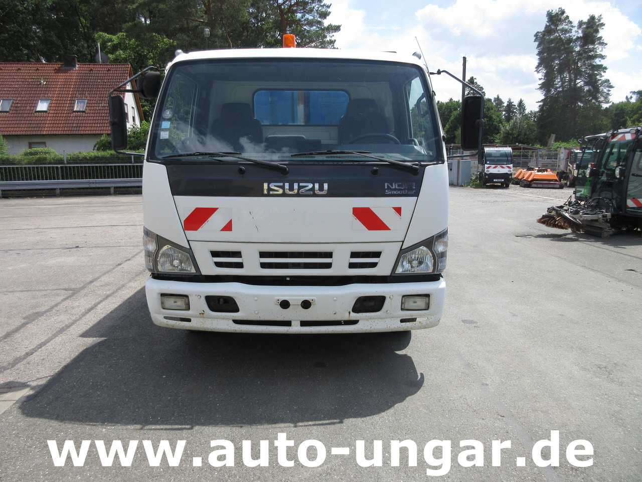 ISUZU NQR Smoother Q75 Y07 Müllwagen 8m³ TECNO 7.500kg Kipper Presse Lifter - Benne à ordures ménagères: photos 2 ISUZU NQR Smoother Q75 Y07 Müllwagen 8m³ TECNO 7.500kg Kipper Presse Lifter - Benne à ordures ménagères: photos 2