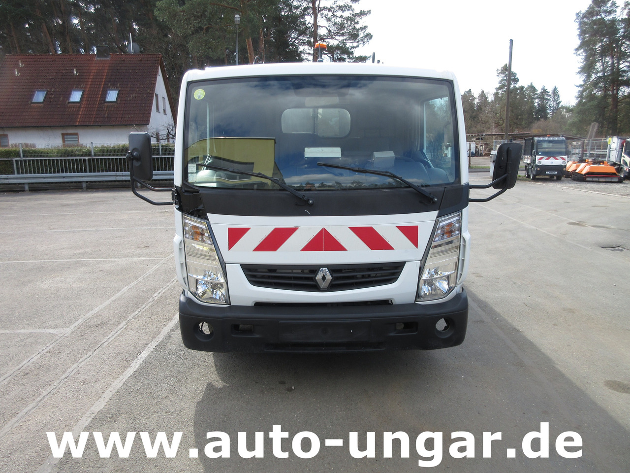 Renault Maxity Müllwagen 3.500kg Lifter Presse Kipper Tritt - Benne à ordures ménagères: photos 2 Renault Maxity Müllwagen 3.500kg Lifter Presse Kipper Tritt - Benne à ordures ménagères: photos 2