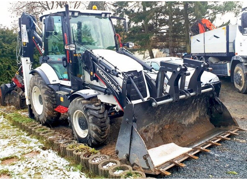 Hidromek HMK 102 B - Tractopelle: photos 1 Hidromek HMK 102 B - Tractopelle: photos 1