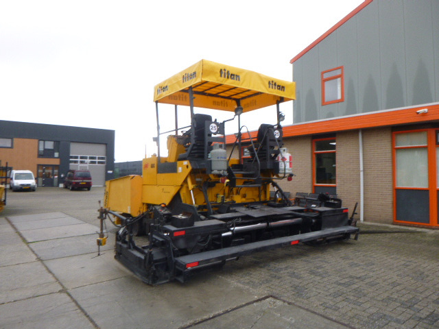 INGERSOLL RAND ABG TITAN 473 - Finisseur: photos 2 INGERSOLL RAND ABG TITAN 473 - Finisseur: photos 2