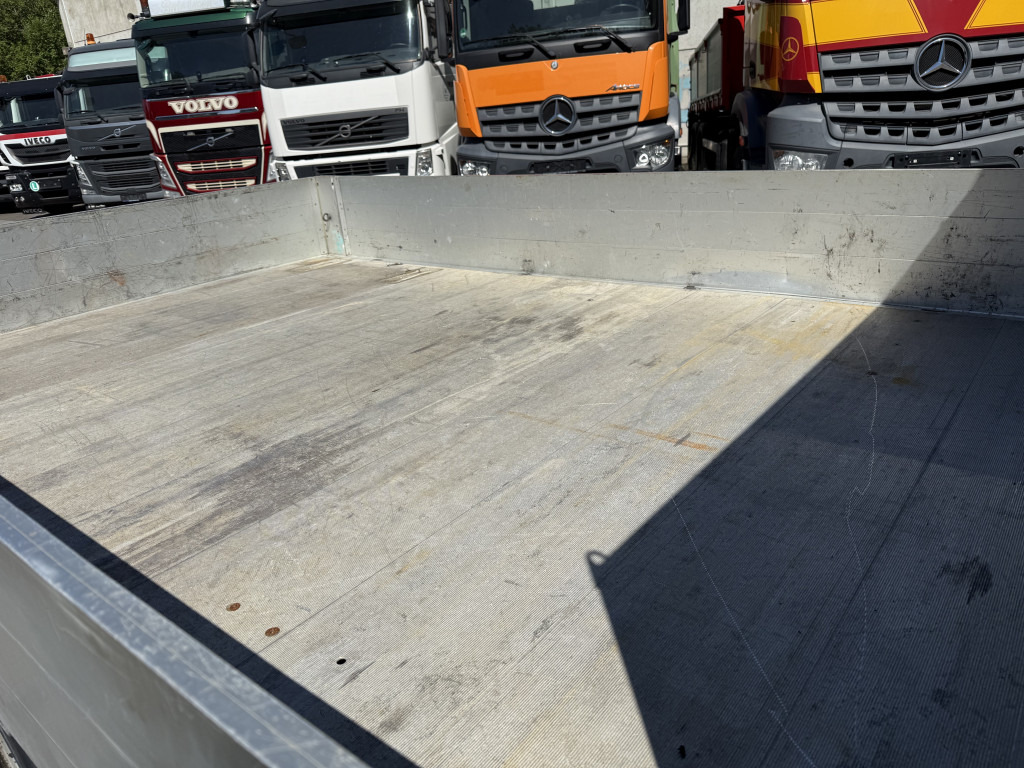Camion grue, Camion plateau MAN TGL 8.180 Palfinger 6501: photos 15