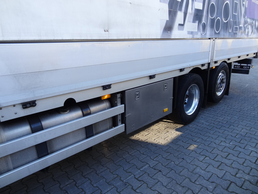 Mercedes-Benz Actros 2545 6X2 HIAB 166 bis 19 Meter - Camion plateau, Camion grue: photos 2 Mercedes-Benz Actros 2545 6X2 HIAB 166 bis 19 Meter - Camion plateau, Camion grue: photos 2