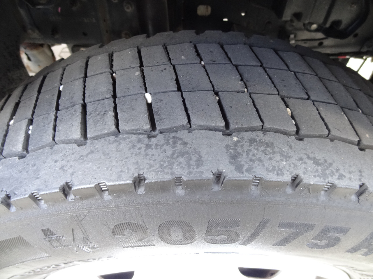 Mitsubishi Fuso 7C18 Meiller - Camion benne: photos 2 Mitsubishi Fuso 7C18 Meiller - Camion benne: photos 2