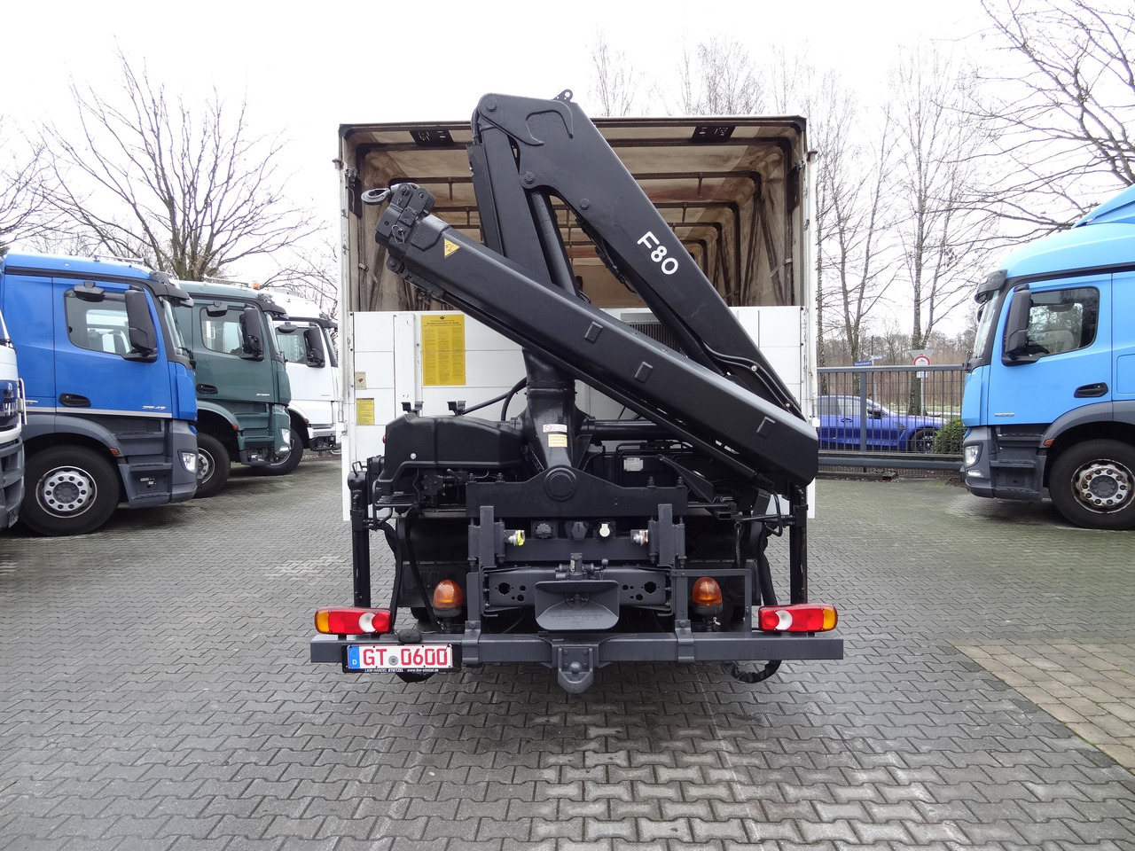Camion grue, Camion plateau Renault Midlum 300.12 Fassi F80: photos 13