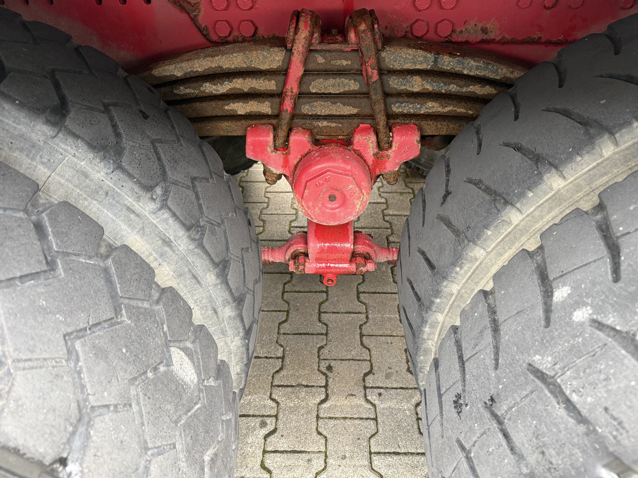 Scania R580 8X4 Kipper Kran HIAB 244-5 - Camion benne, Camion grue: photos 4 Scania R580 8X4 Kipper Kran HIAB 244-5 - Camion benne, Camion grue: photos 4