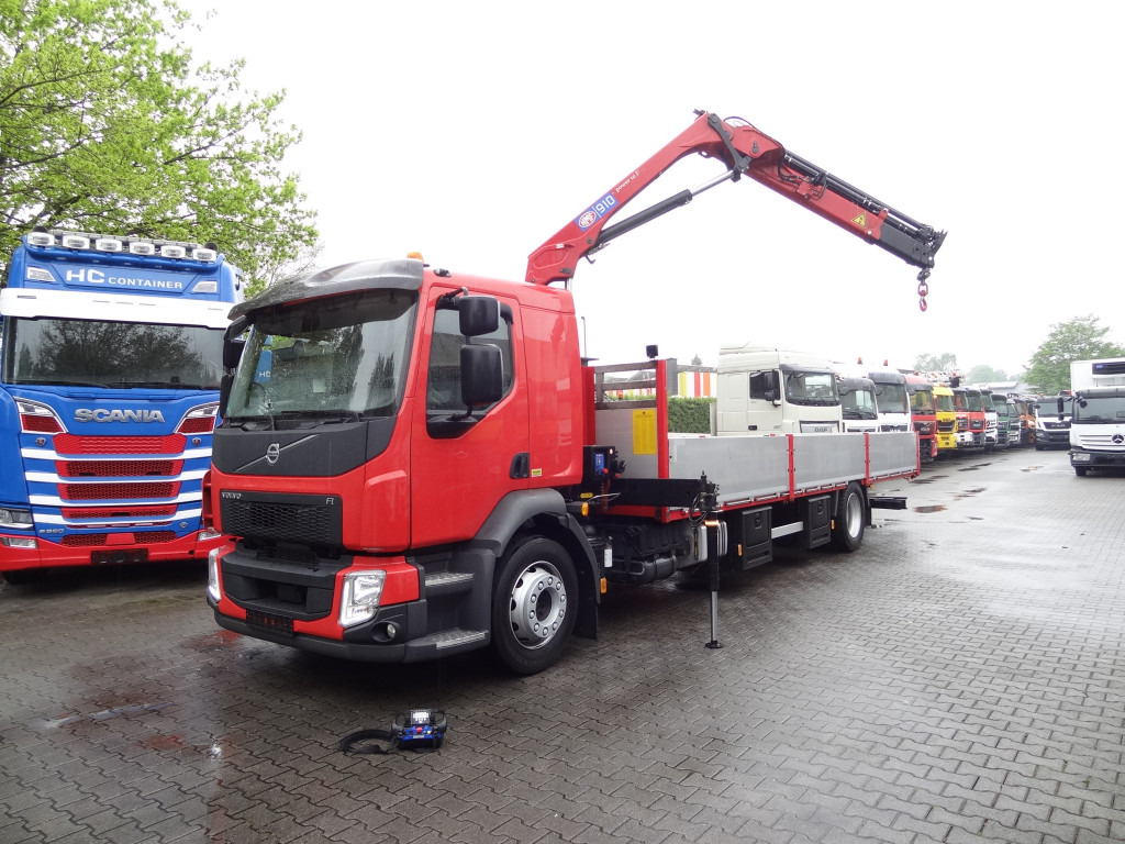 Volvo FL 280.18 mit Kran HMF 910 K3 - Camion plateau, Camion grue: photos 1 Volvo FL 280.18 mit Kran HMF 910 K3 - Camion plateau, Camion grue: photos 1