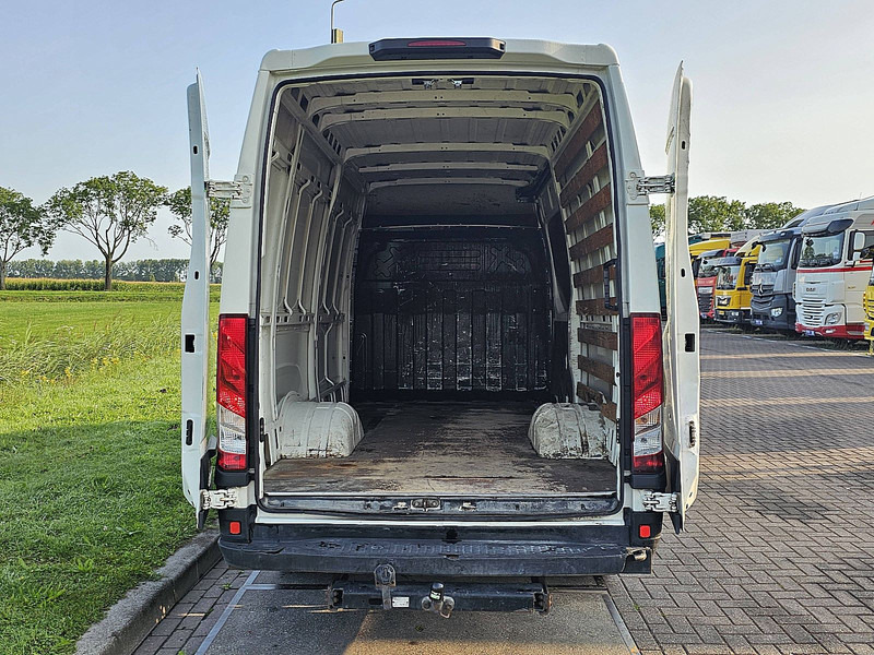 Fourgon utilitaire Iveco Daily 35C15 L2H2 Dubbellucht!: photos 10 Fourgon utilitaire Iveco Daily 35C15 L2H2 Dubbellucht!: photos 10